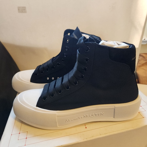 Alexander Mcqueen Plimsoll High-Top Sneakers size 43 BNWB - Picture 6 of 10